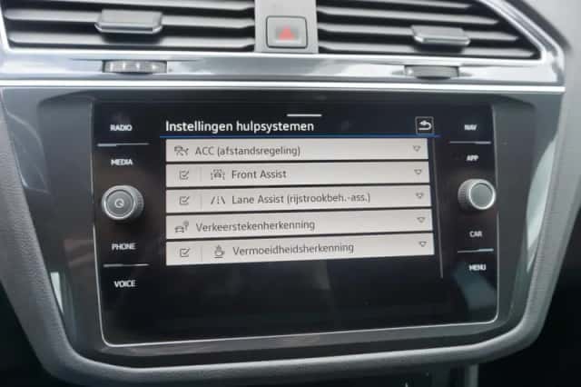 Volkswagen Tiguan (2022) thumbnail 80
