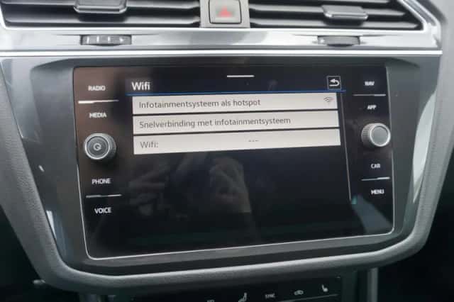 Volkswagen Tiguan (2022) thumbnail 86