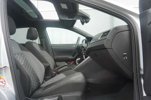 Volkswagen Taigo (2024) thumbnail 15