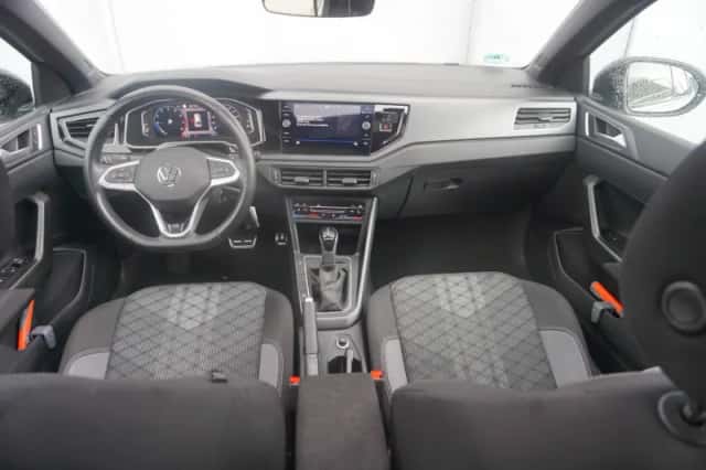 Volkswagen Taigo (2024) thumbnail 5