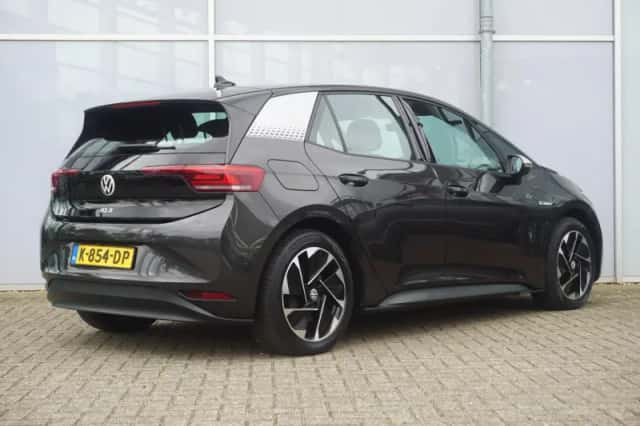 Volkswagen ID.3 (2020) thumbnail 2
