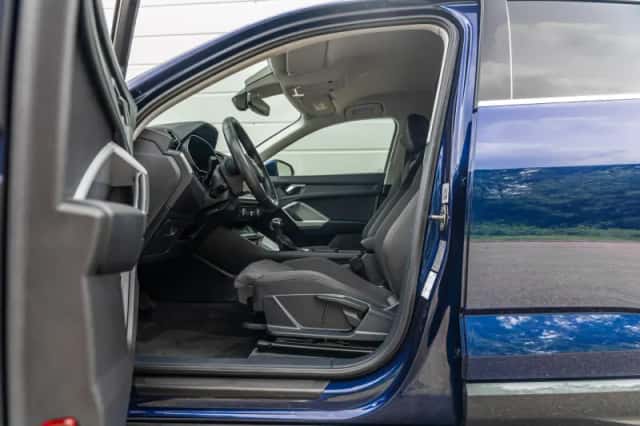 Audi Q3 (2021) thumbnail 20