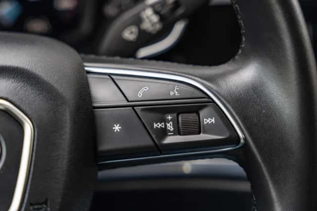 Audi Q3 (2021) thumbnail 25