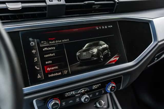 Audi Q3 (2021) thumbnail 29