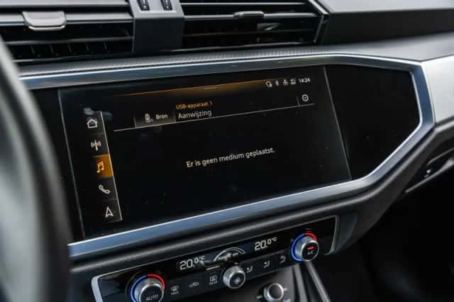 Audi Q3 (2021) thumbnail 38