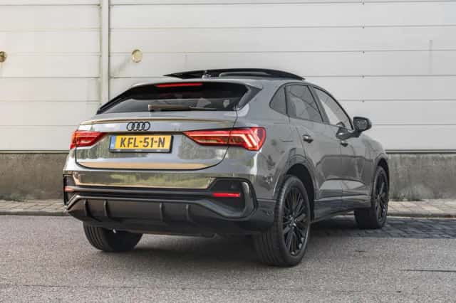 Audi Q3 (2022) thumbnail 2