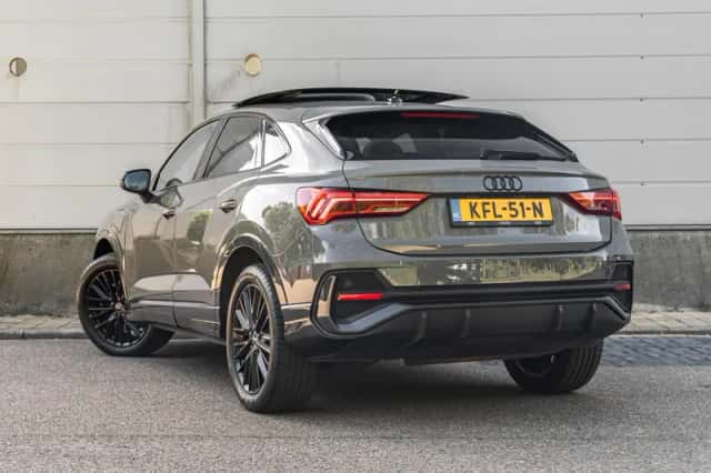Audi Q3 (2022) thumbnail 11