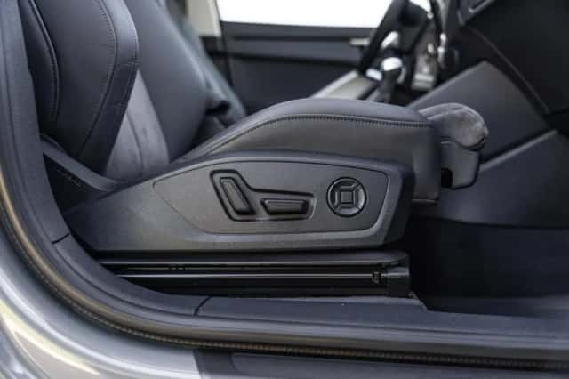 Audi Q3 (2022) thumbnail 16