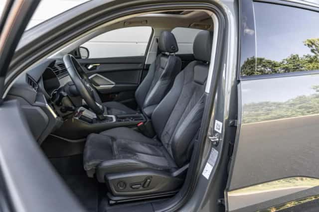 Audi Q3 (2022) thumbnail 4