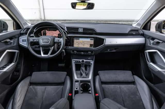 Audi Q3 (2022) thumbnail 5