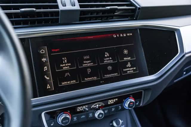 Audi Q3 (2022) thumbnail 41