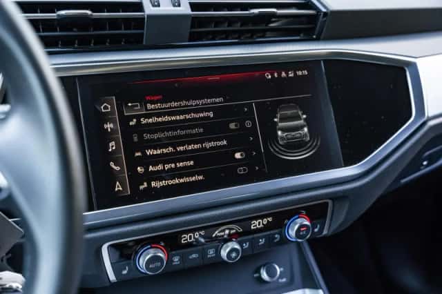 Audi Q3 (2022) thumbnail 43