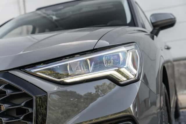 Audi Q3 (2022) thumbnail 8