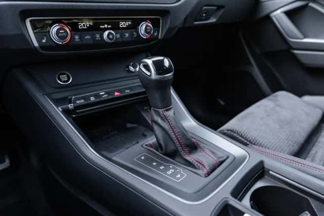 Audi Q3 (2022) thumbnail 38