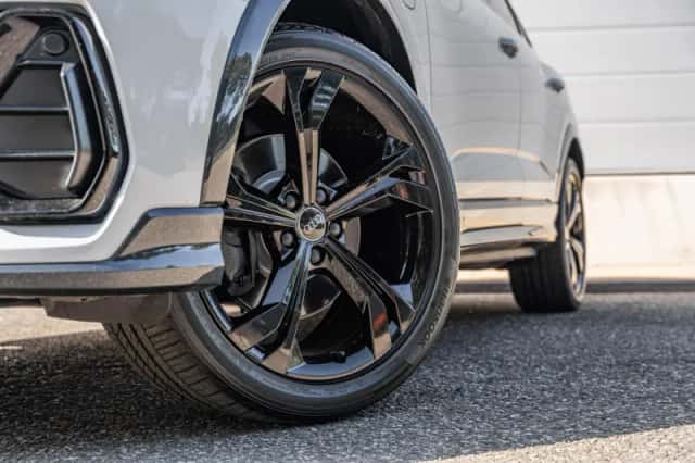 Audi Q3 (2022) thumbnail 8