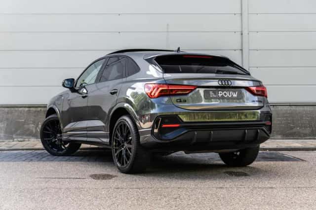 Audi Q3 (2022) thumbnail 11