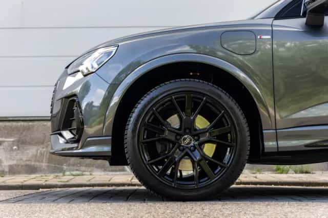 Audi Q3 (2022) thumbnail 13