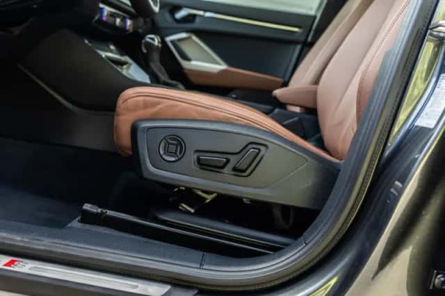 Audi Q3 (2022) thumbnail 15