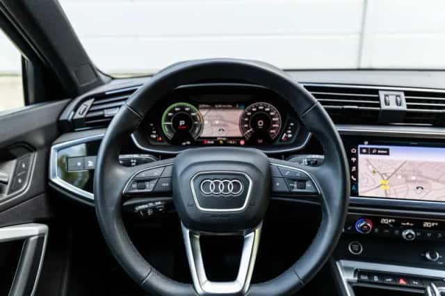 Audi Q3 (2022) thumbnail 23
