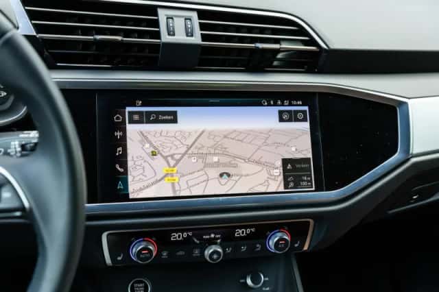 Audi Q3 (2022) thumbnail 32