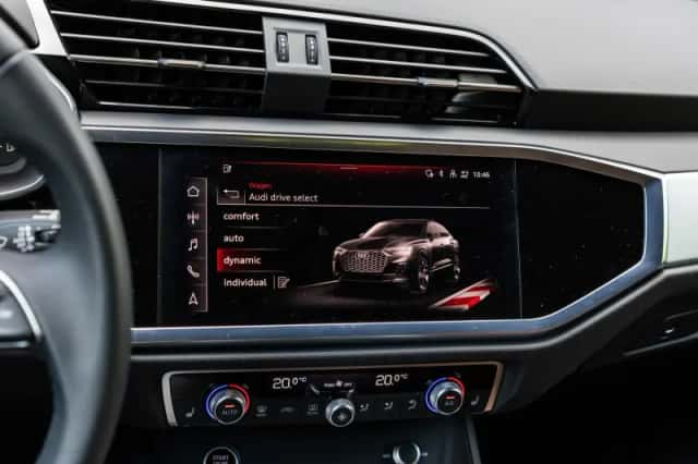 Audi Q3 (2022) thumbnail 39