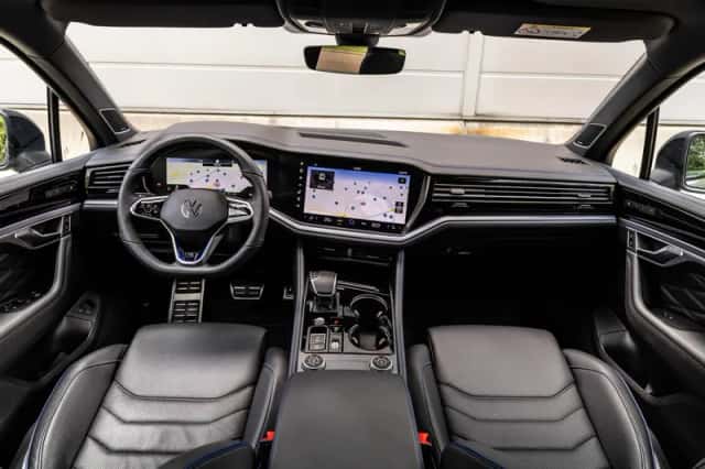 Volkswagen Touareg (2024) thumbnail 5