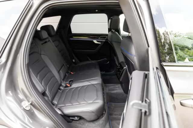 Volkswagen Touareg (2024) thumbnail 6
