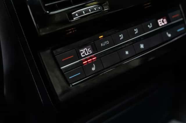 Volkswagen Touareg (2024) thumbnail 54