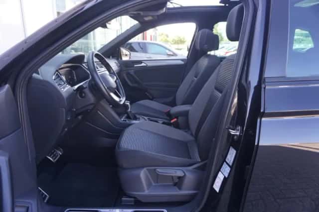 Volkswagen Tiguan (2022) thumbnail 14