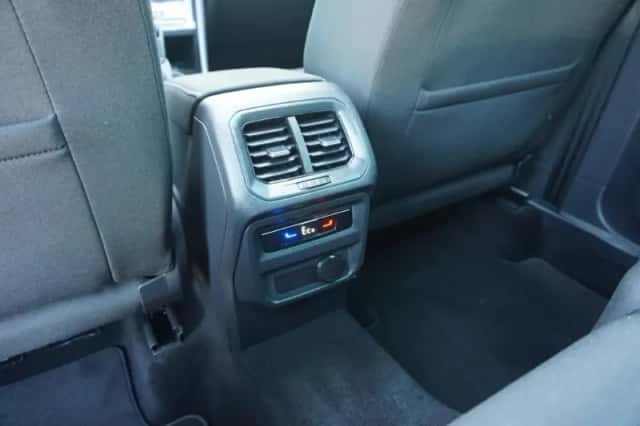 Volkswagen Tiguan (2022) thumbnail 33