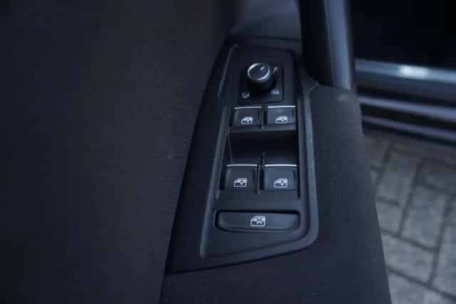 Volkswagen Tiguan (2022) thumbnail 34
