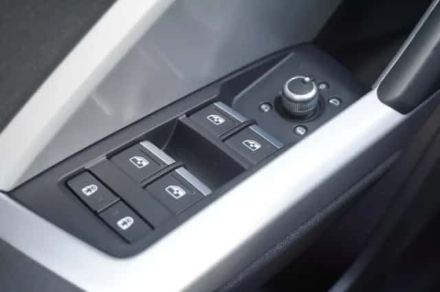 Audi Q3 (2022) thumbnail 35