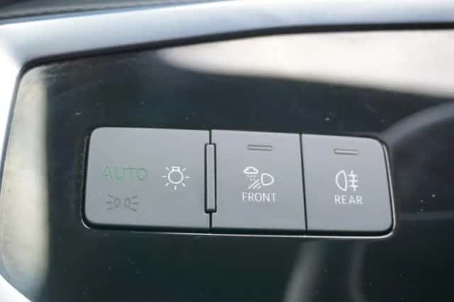 Audi Q3 (2022) thumbnail 36