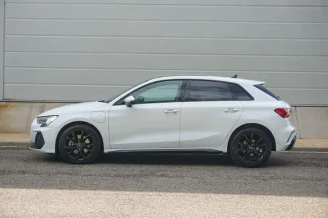 Audi A3 (2025) thumbnail 3