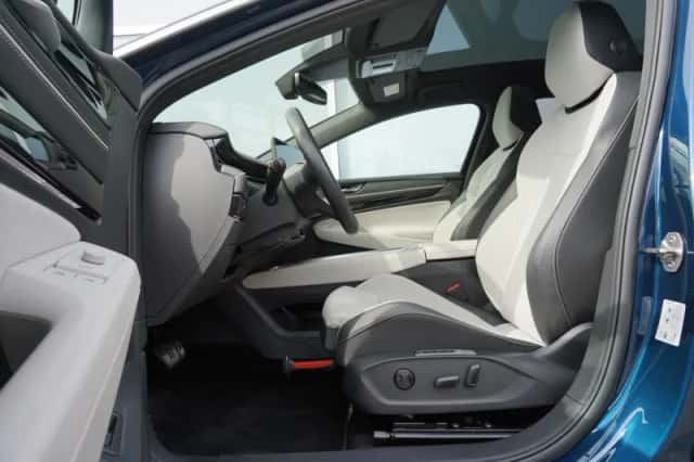 Volkswagen ID.7 (2024) thumbnail 4