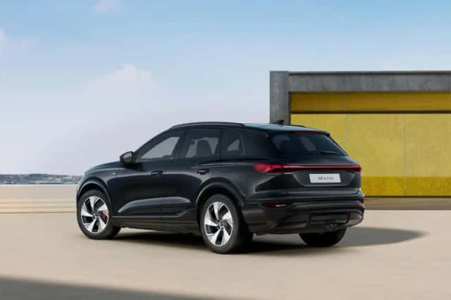 Audi Q6 e-tron (2026) thumbnail 2
