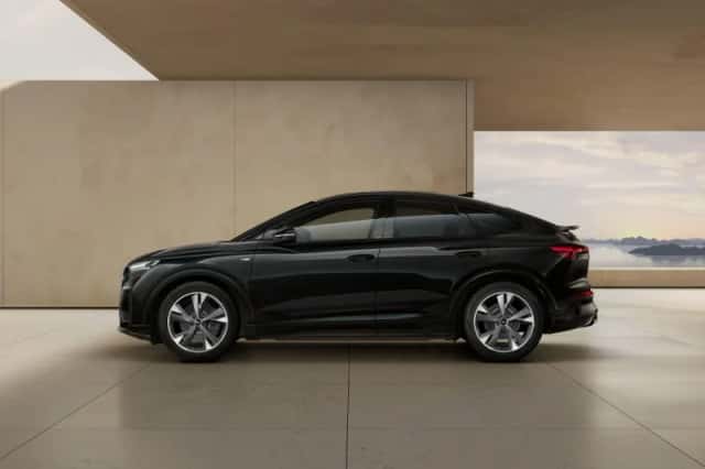 Audi Q4 (2026) thumbnail 3