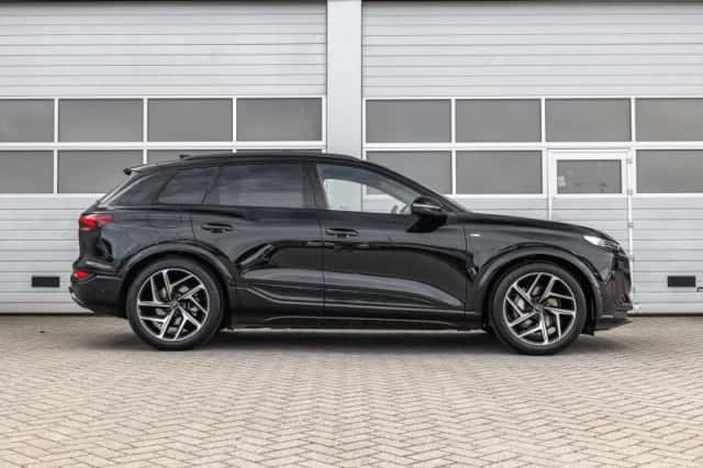 Audi Q6 e-tron (2026) thumbnail 3