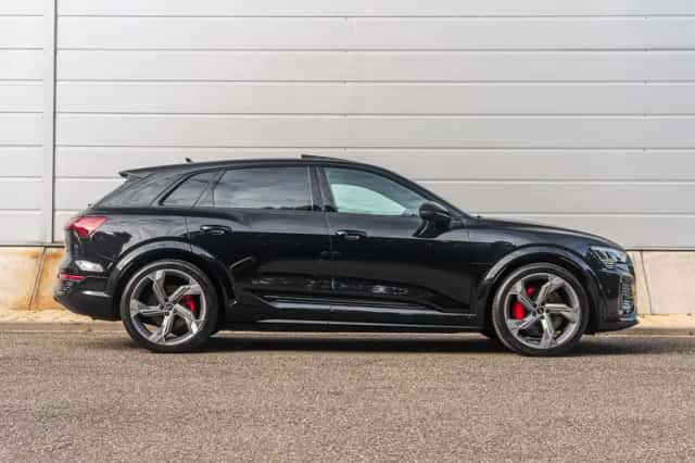 Audi SQ8 (2024) thumbnail 3