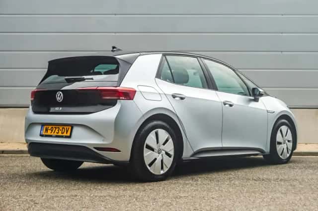 Volkswagen ID.3 (2020) thumbnail 2