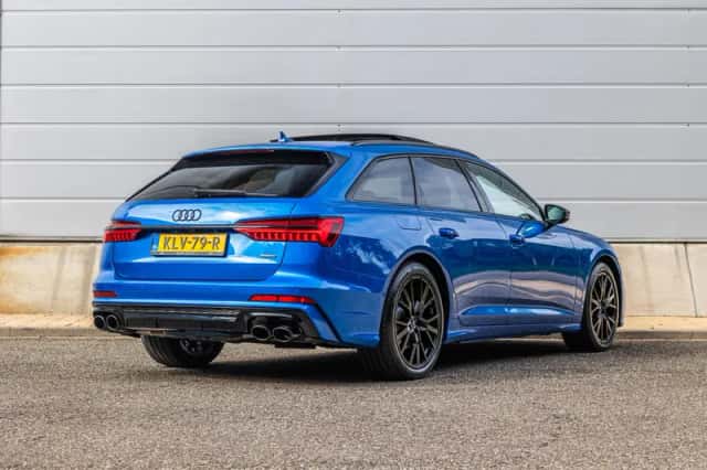 Audi A6 (2023) thumbnail 2
