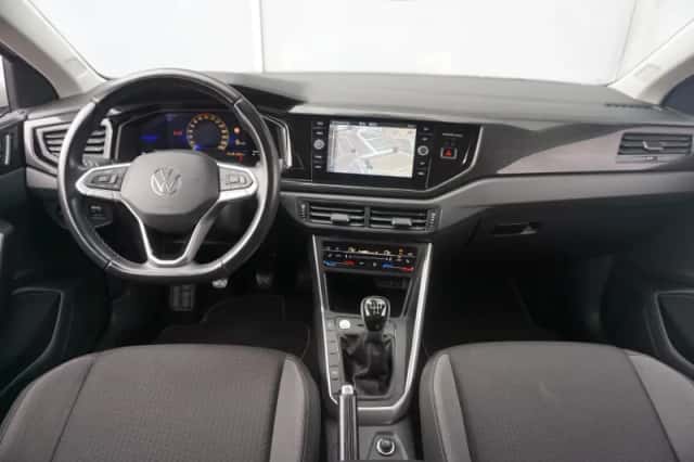 Volkswagen Taigo (2022) thumbnail 5