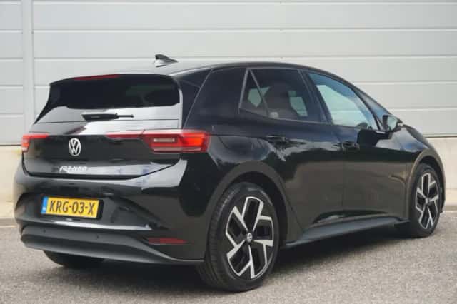 Volkswagen ID.3 (2026) thumbnail 2