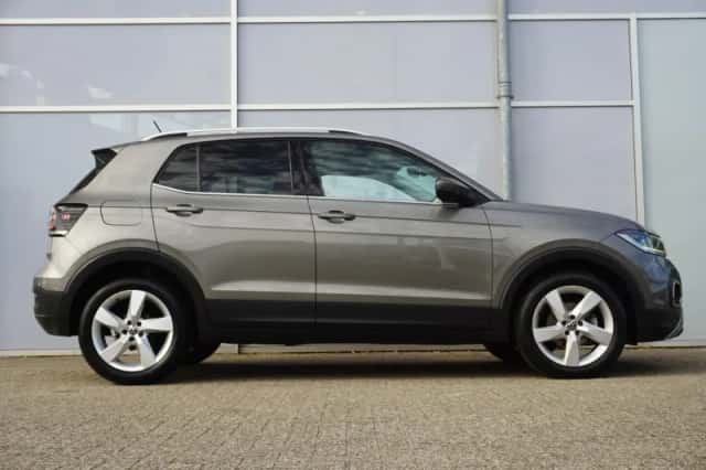 Volkswagen T-Cross (2021) thumbnail 3