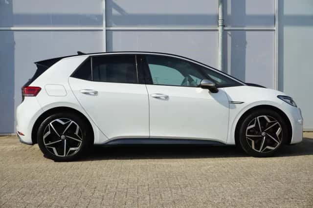 Volkswagen ID.3 (2020) thumbnail 3