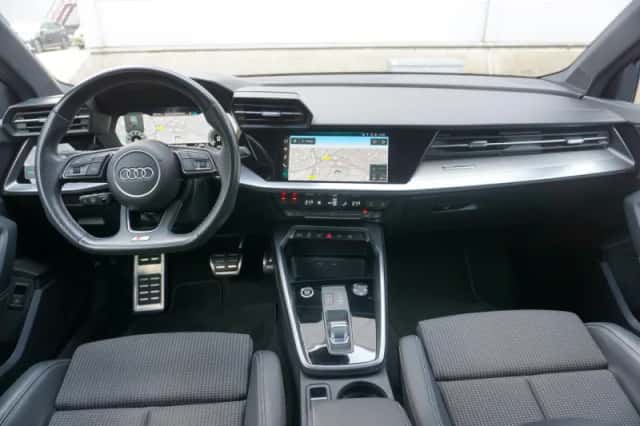 Audi A3 (2023) thumbnail 5