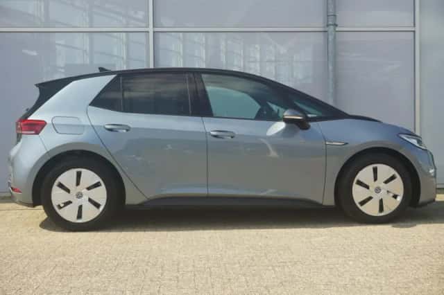 Volkswagen ID.3 (2020) thumbnail 3