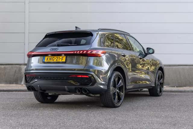 Audi Q5 (2025) thumbnail 2