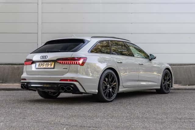 Audi A6 (2023) thumbnail 2