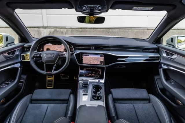 Audi A6 (2023) thumbnail 5